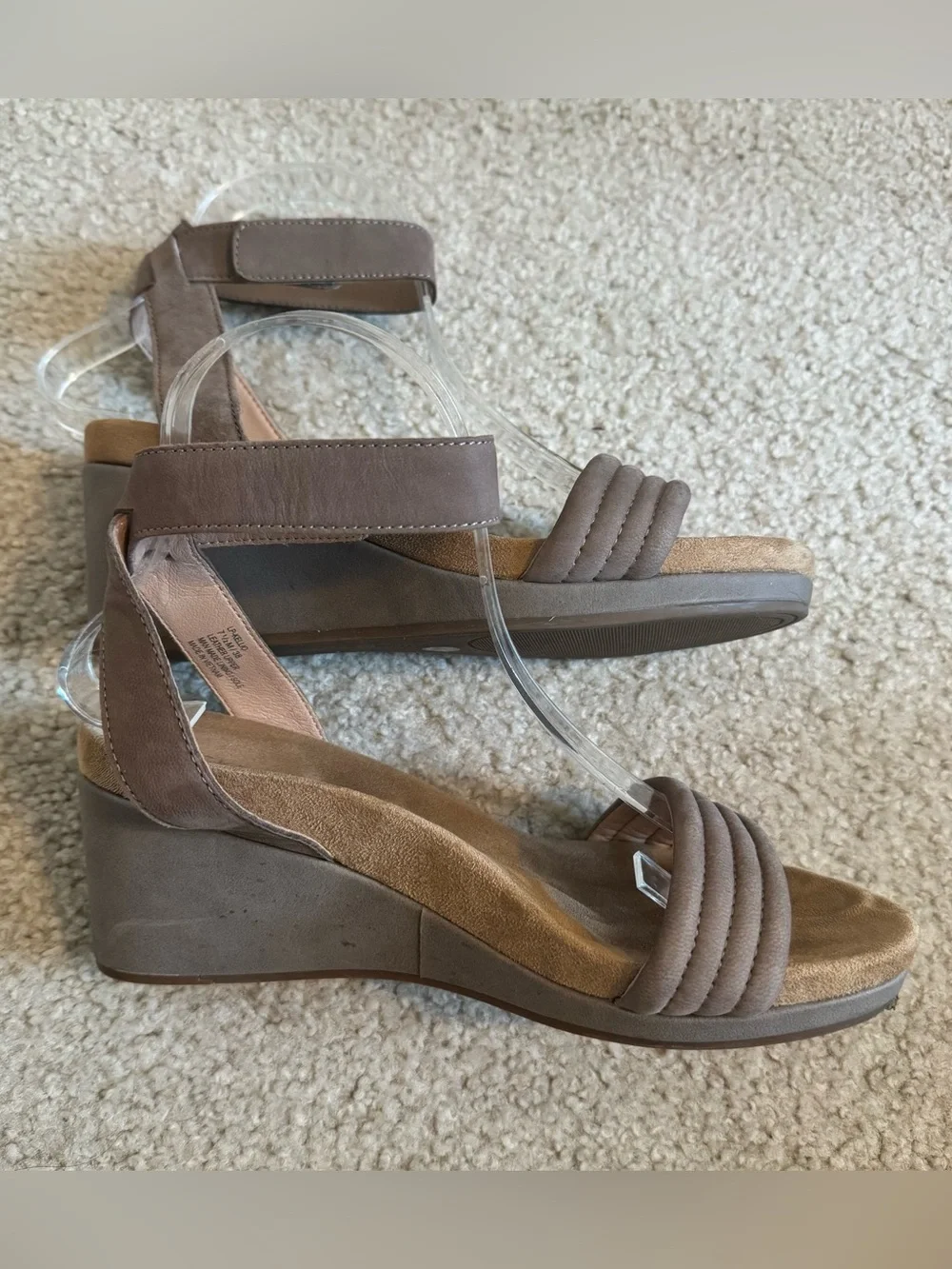 Lucky Brand Kellio Wedge‎ Ankle Strap Sandals